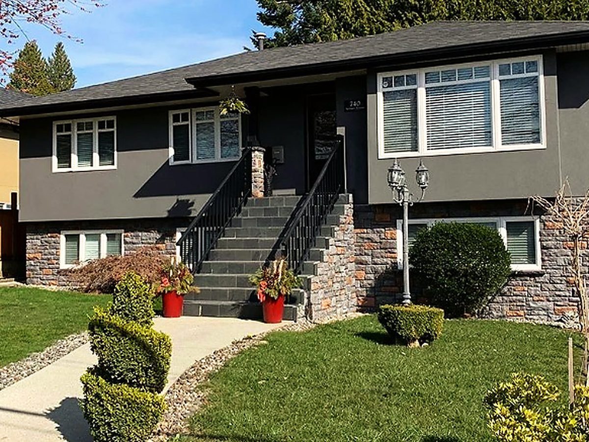 Exterior house repaint by Royal Surface Painting, Calgary